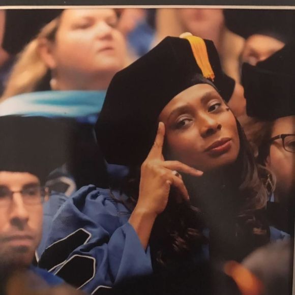 Meet your Posher, Gina - Picture 1 of 1